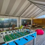 Mobil Avec Terrasse Pour 6 Personnes, 2 - Api-1-52-1132 *