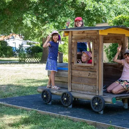 Mobil Avec Terrasse Pour 6 Personnes, 2 - Api-1-52-1132 مكان تخييم Groléjac